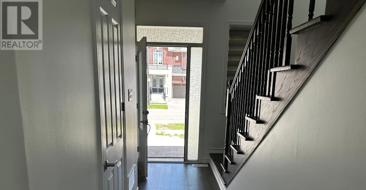UPPER-147 Yates Drive, Milton, ON, L9E 1S7 - 17