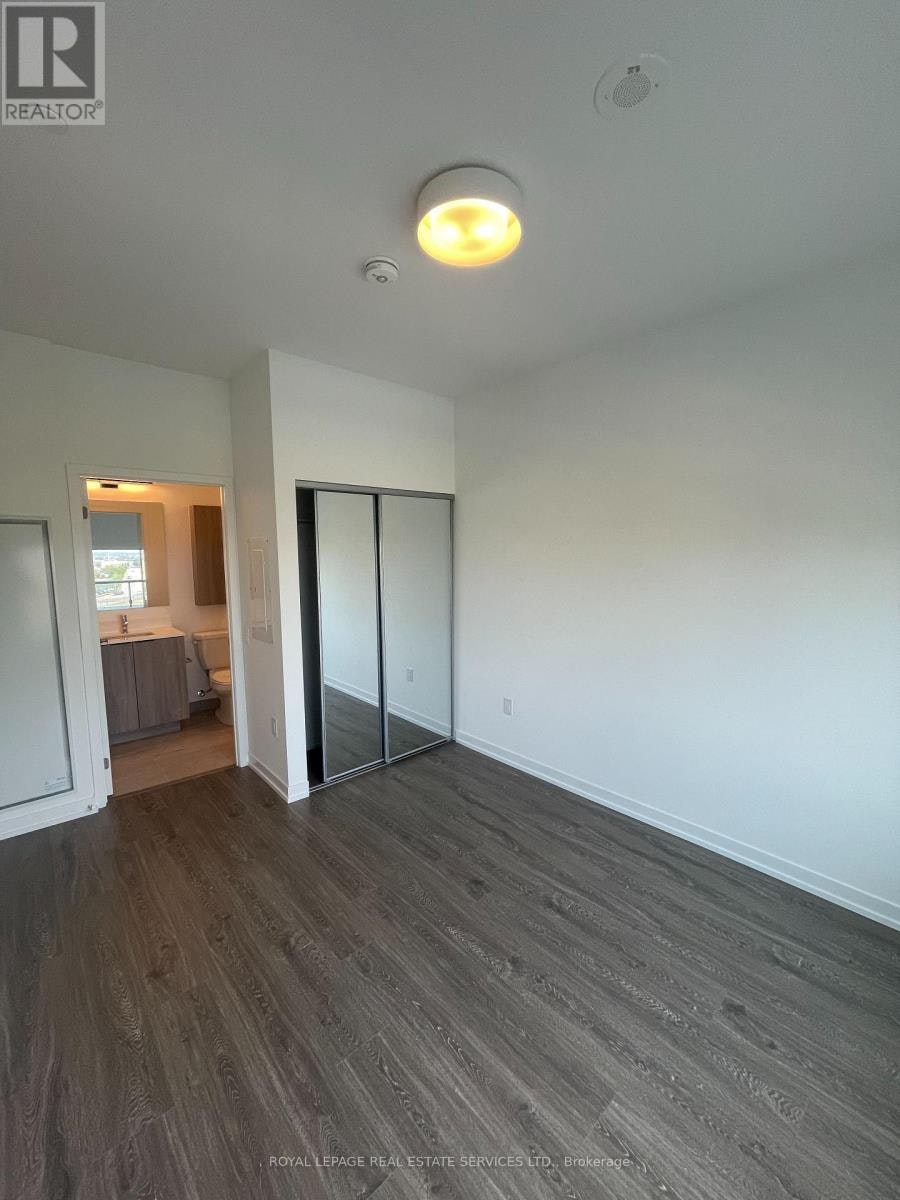 724-2485 Eglinton Avenue W, Mississauga, ON, L5M 2T1 - 2