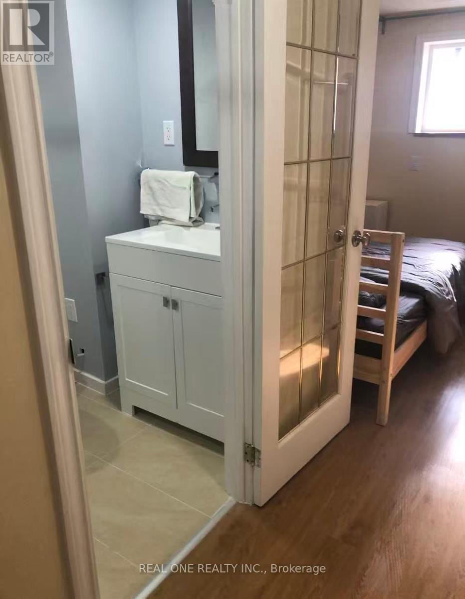 3397 Stoney Crescent, Mississauga, ON, L5M 0N7 - 3
