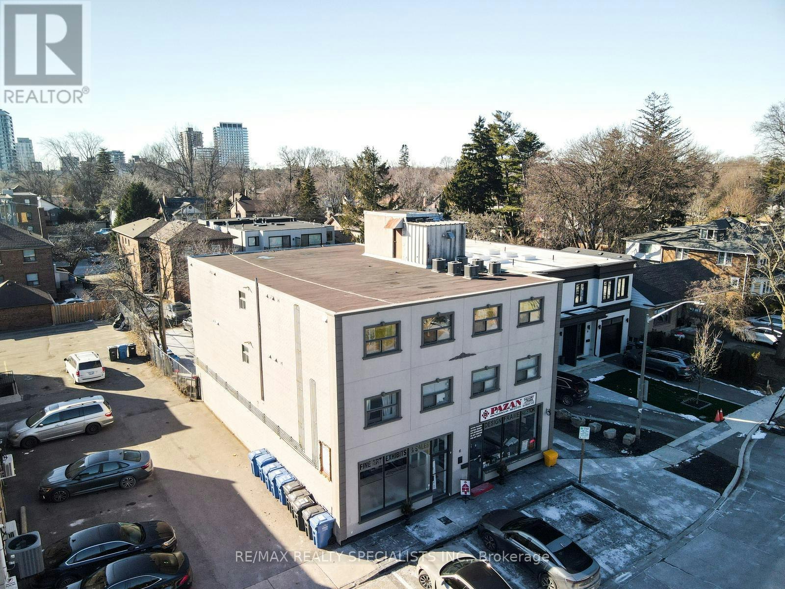 6 Brant Avenue, Mississauga, ON, L5G 3N8