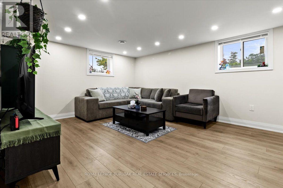 LOWER-161 Hoover Crescent, Hamilton, ON, L9A 3H2 - 5