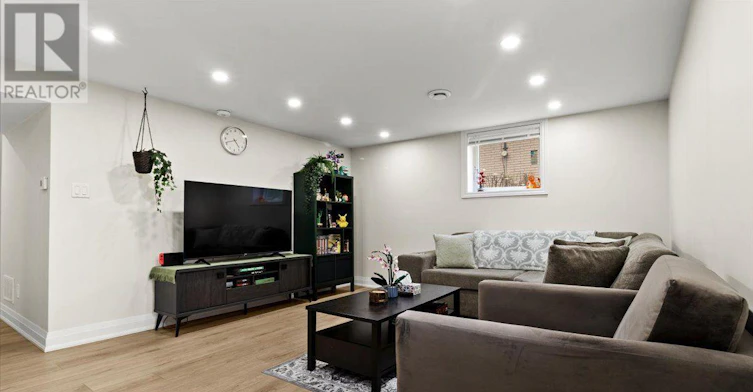 LOWER-161 Hoover Crescent, Hamilton, ON, L9A 3H2 - 4