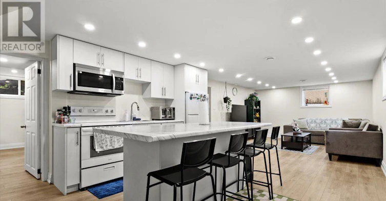LOWER-161 Hoover Crescent, Hamilton, ON, L9A 3H2 - 3