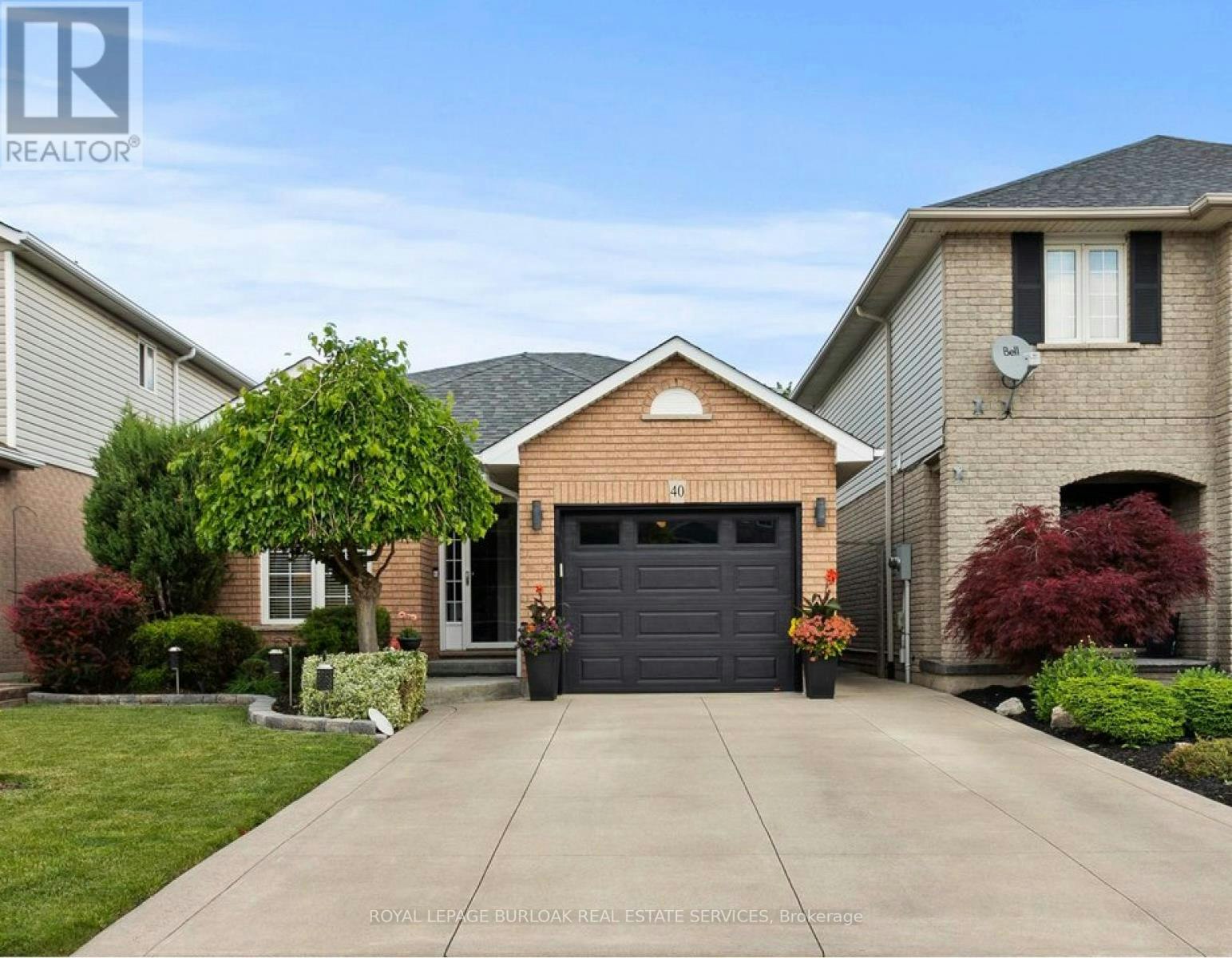 40 Bridgette Drive, Hamilton, ON, L9A 5J8