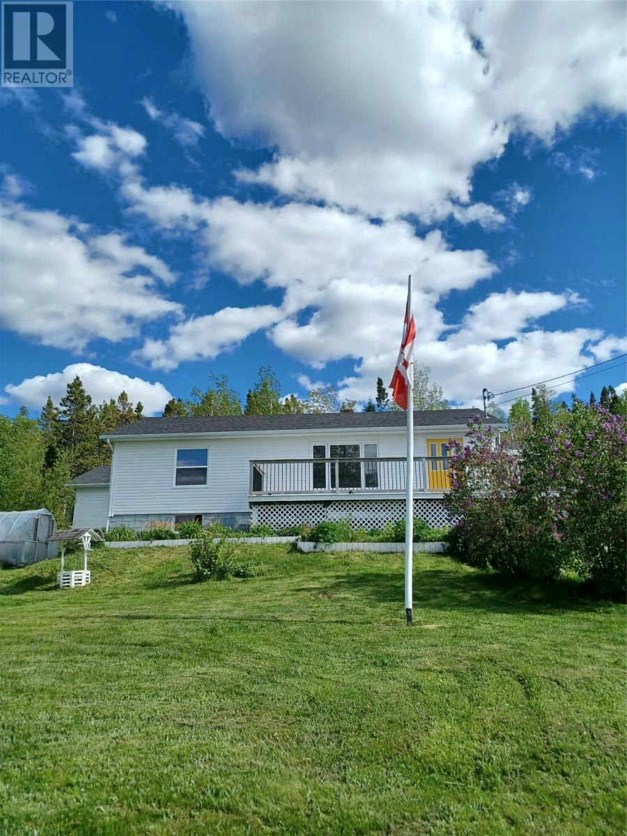 124 Riverside Road E, Glovertown, NL, A0G 2M0