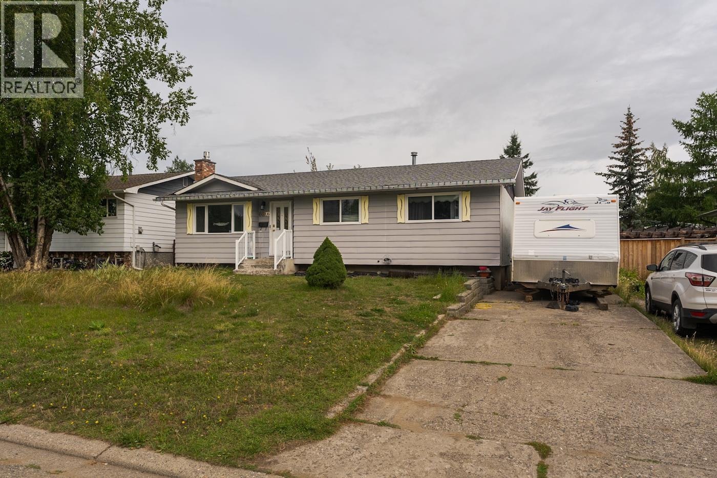 6602 Essex Crescent - 3