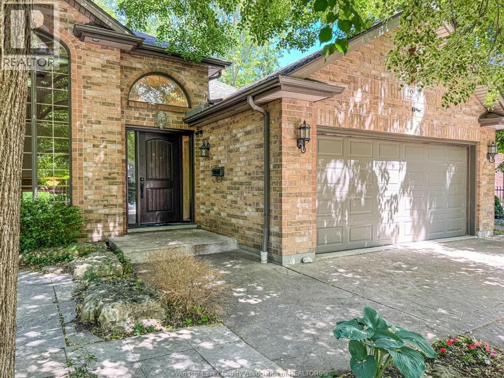 1950 Randolph Avenue, Windsor, ON, N9B 2W5