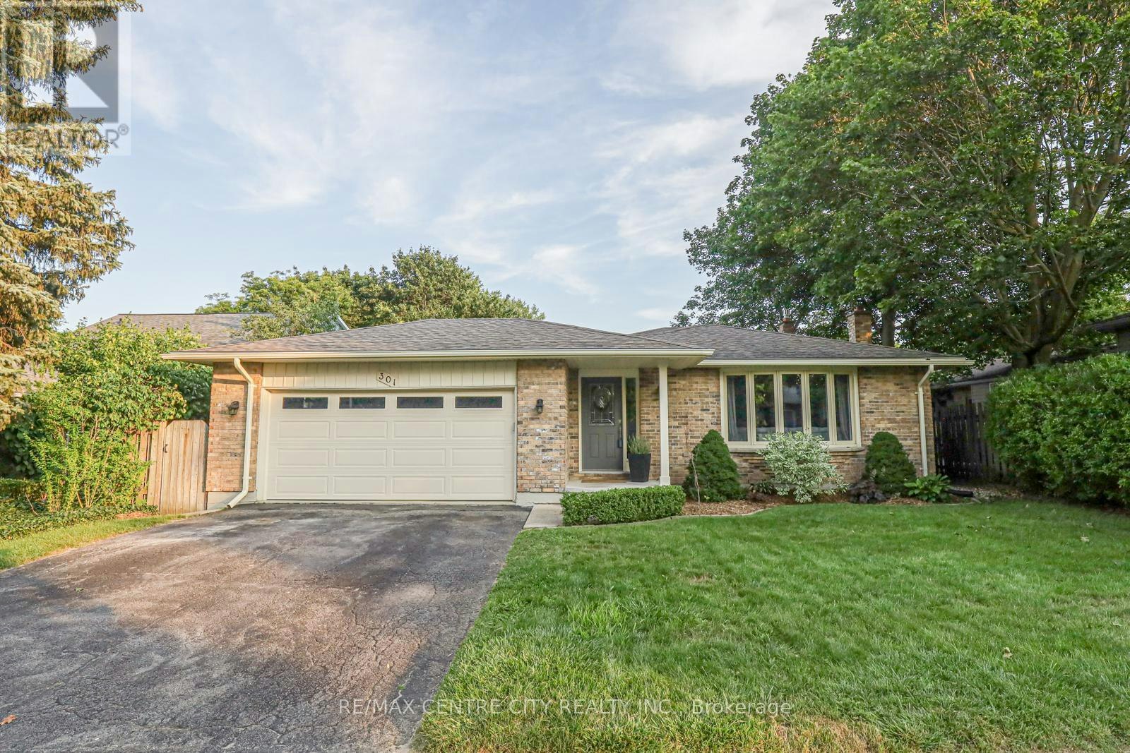 301 Blackacres Boulevard, London, ON, N6G 2T9