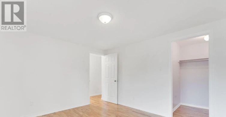 26 Greenboro Crescent, Ottawa, ON, K1T 1W5 - 23