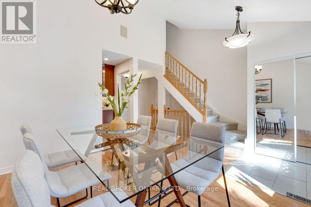 26 Greenboro Crescent, Ottawa, ON, K1T 1W5 - 11