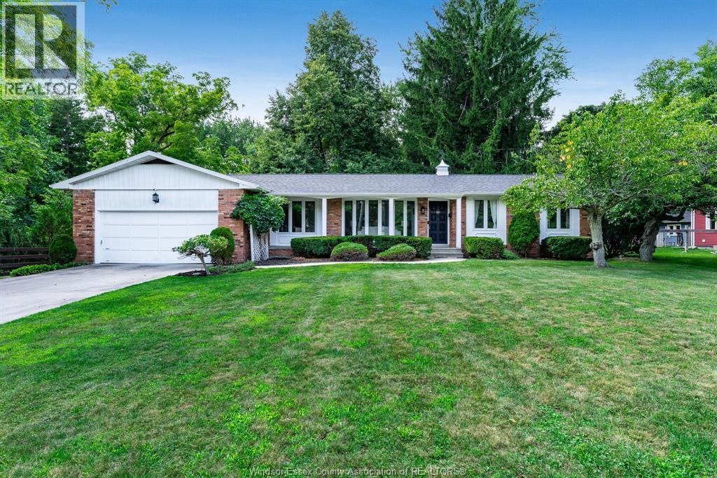60 Prince Albert Street North, Kingsville, ON, N9Y 1J7