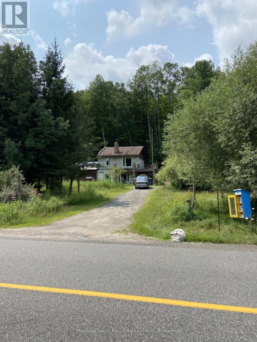 21 Ferndale Road, Muskoka Lakes, ON, P0B 1J0