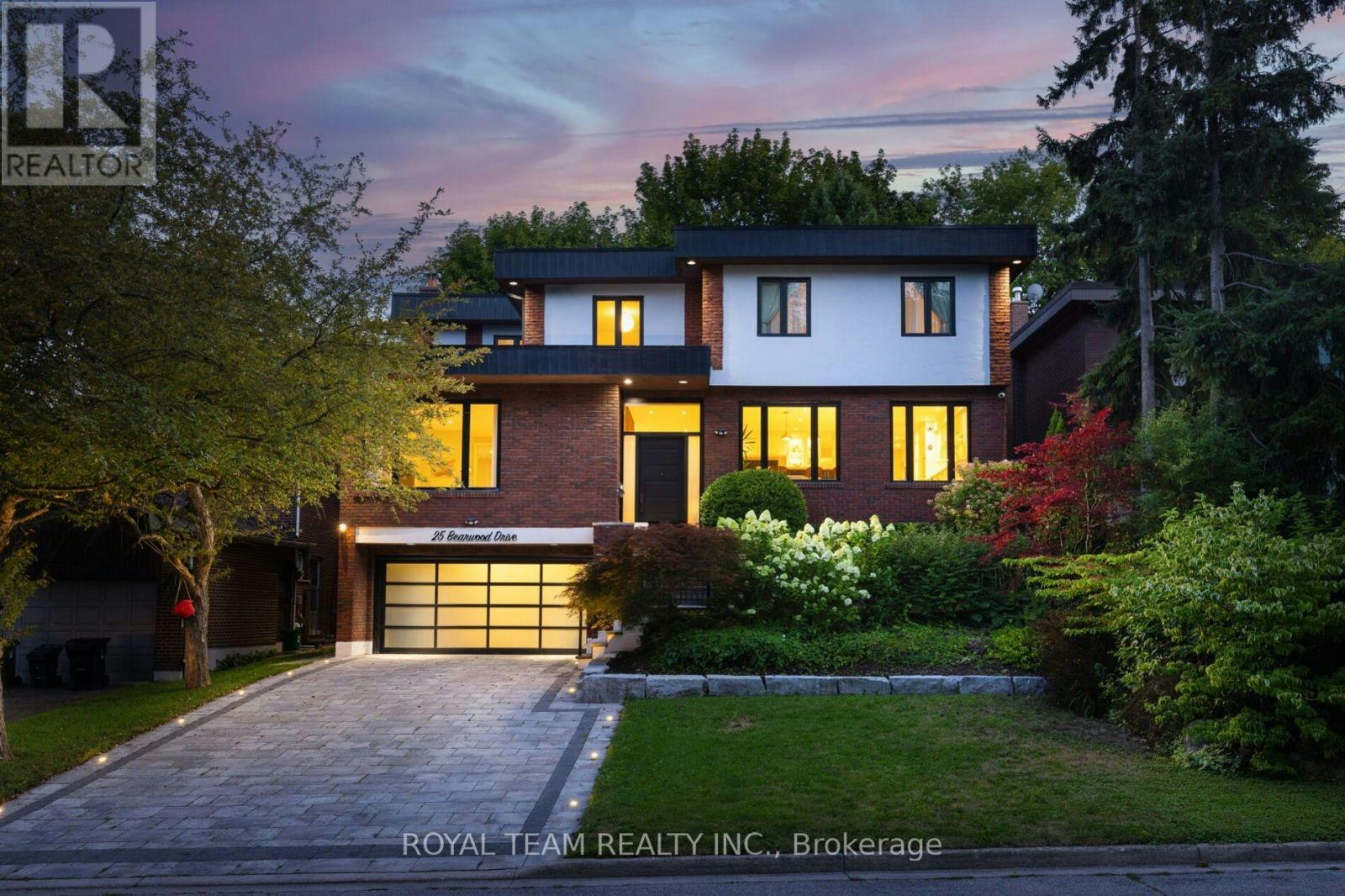 25 Bearwood Drive, Toronto, ON, M9A 4G5