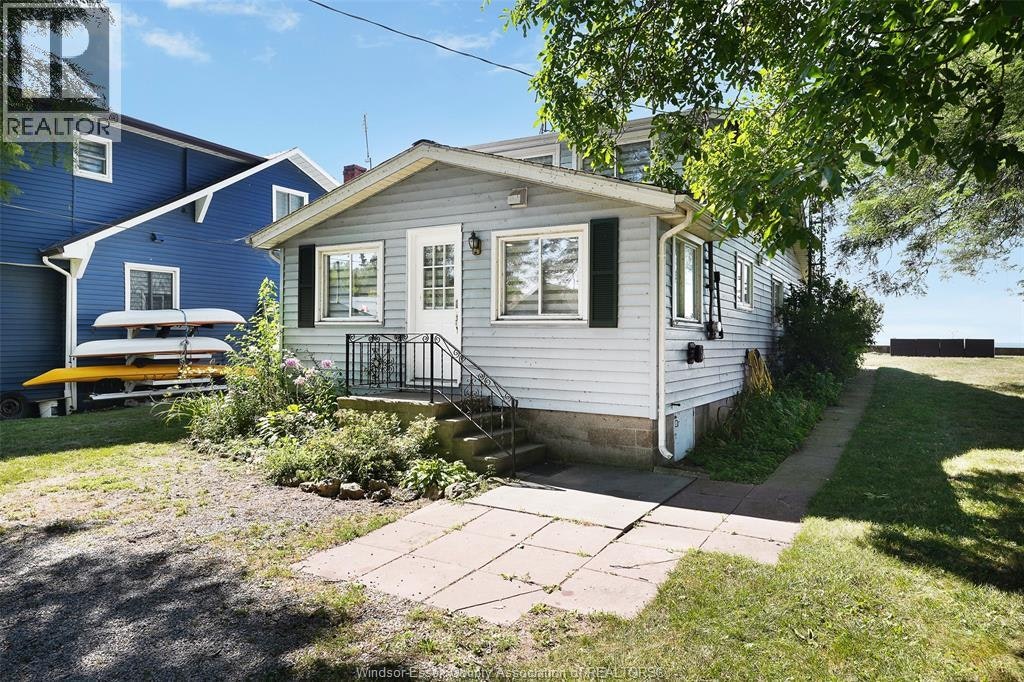69 Willow Beach Road, Amherstburg, ON, N9V 2Y8