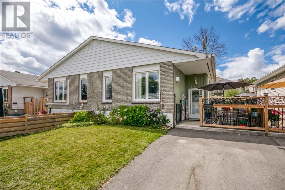 1035 Woodbine Avenue, Greater Sudbury, ON, P3A 5B1