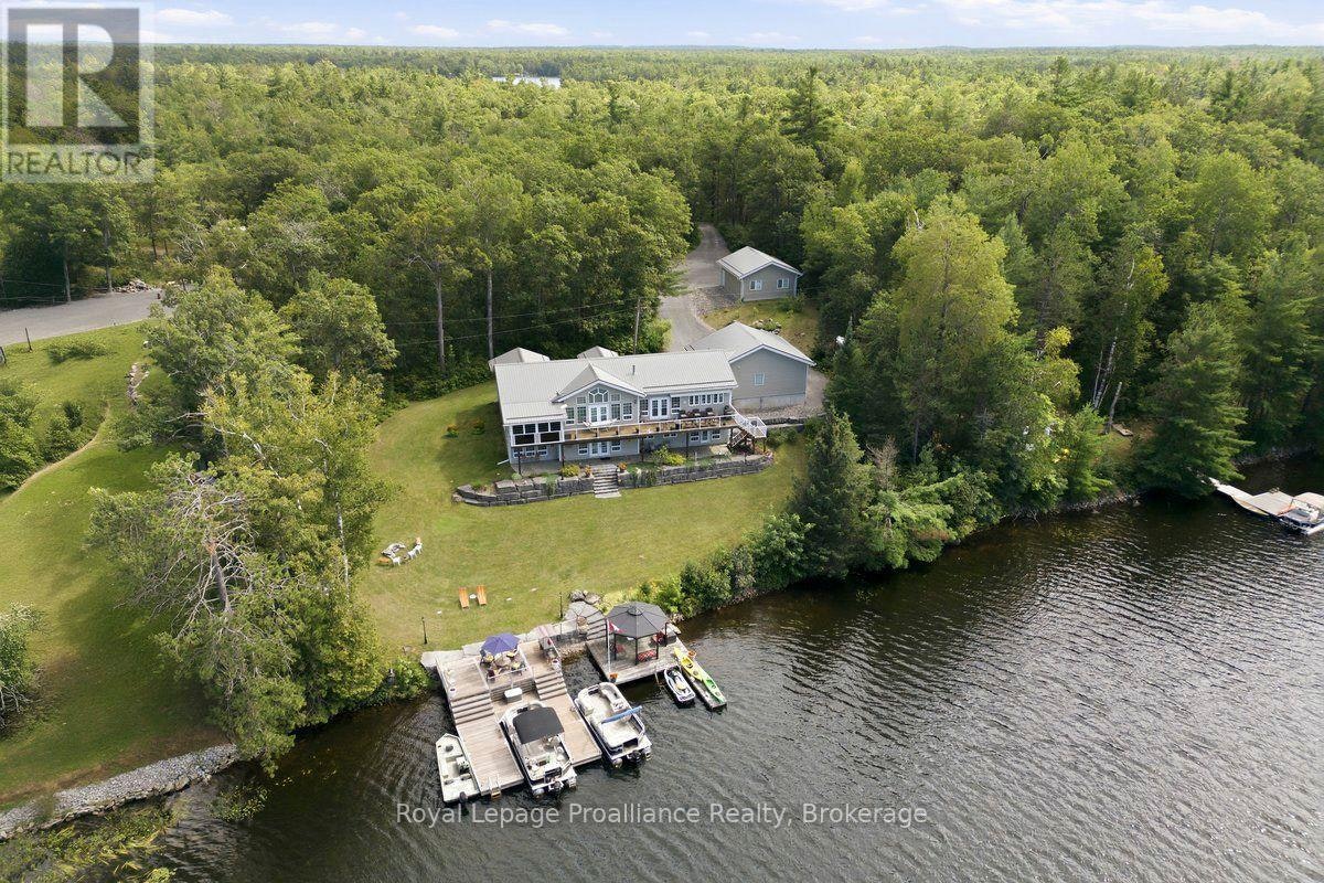 256 Peninsula Road, Havelock-Belmont-Methuen, ON, K0L 1Z0