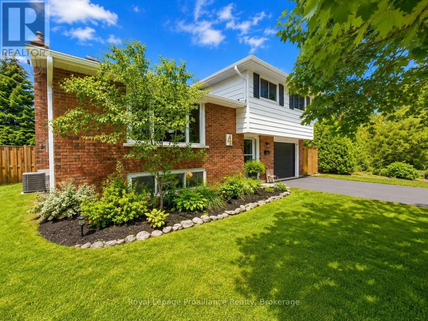 4 Richmond Grove, Belleville, ON, K8N 1Z1