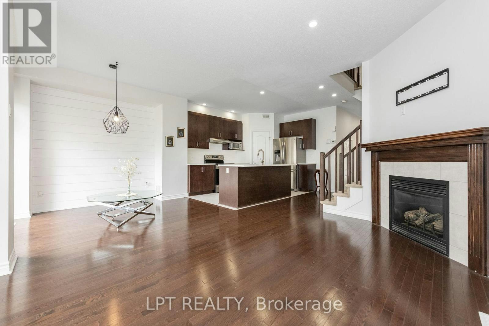 181 Manorwood Crescent, Ottawa, ON, K1T 3T8 - 16