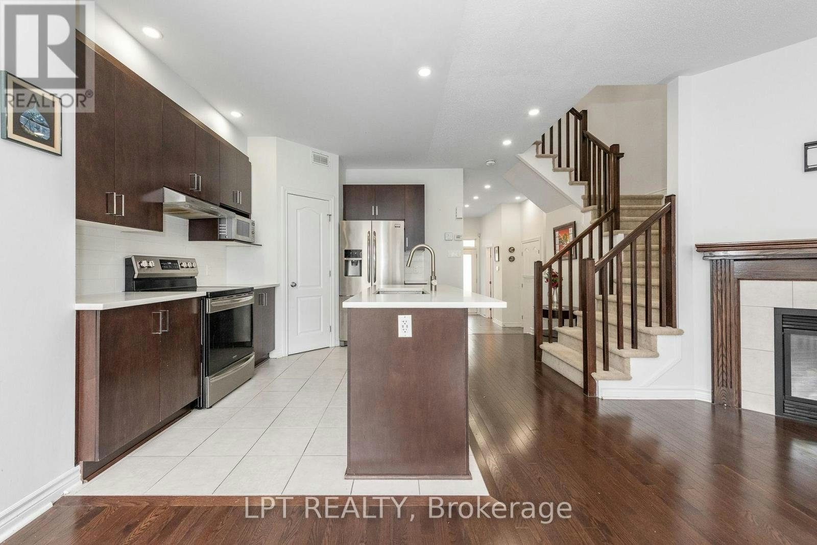 181 Manorwood Crescent, Ottawa, ON, K1T 3T8 - 10