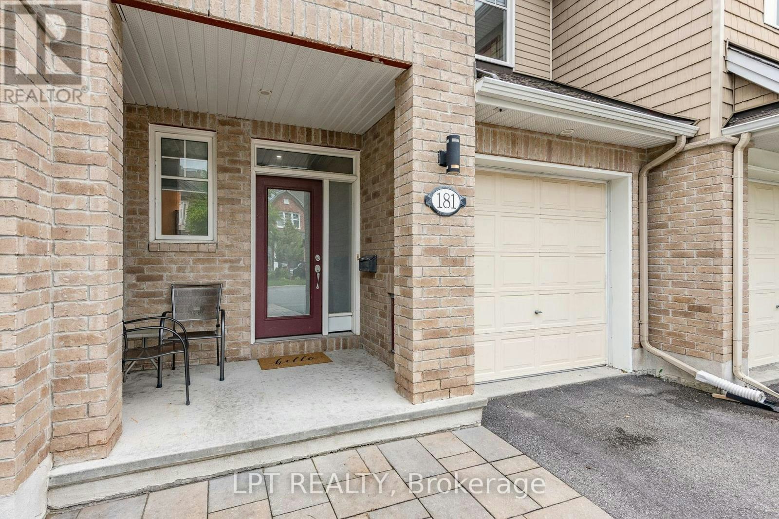181 Manorwood Crescent, Ottawa, ON, K1T 3T8 - 3