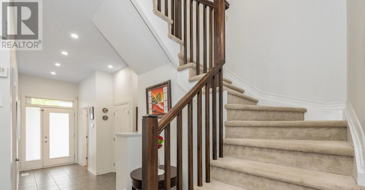 181 Manorwood Crescent, Ottawa, ON, K1T 3T8 - 6