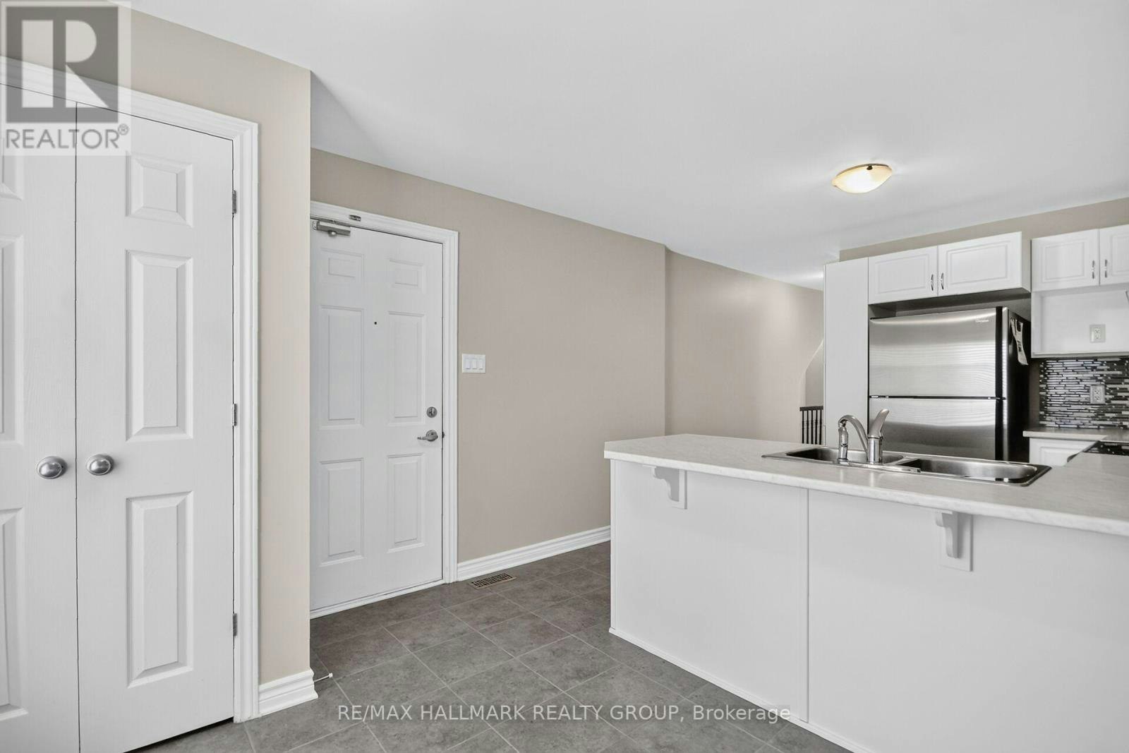 619-A Chapman Mills Drive, Ottawa, ON, K2J 5T1 - 3