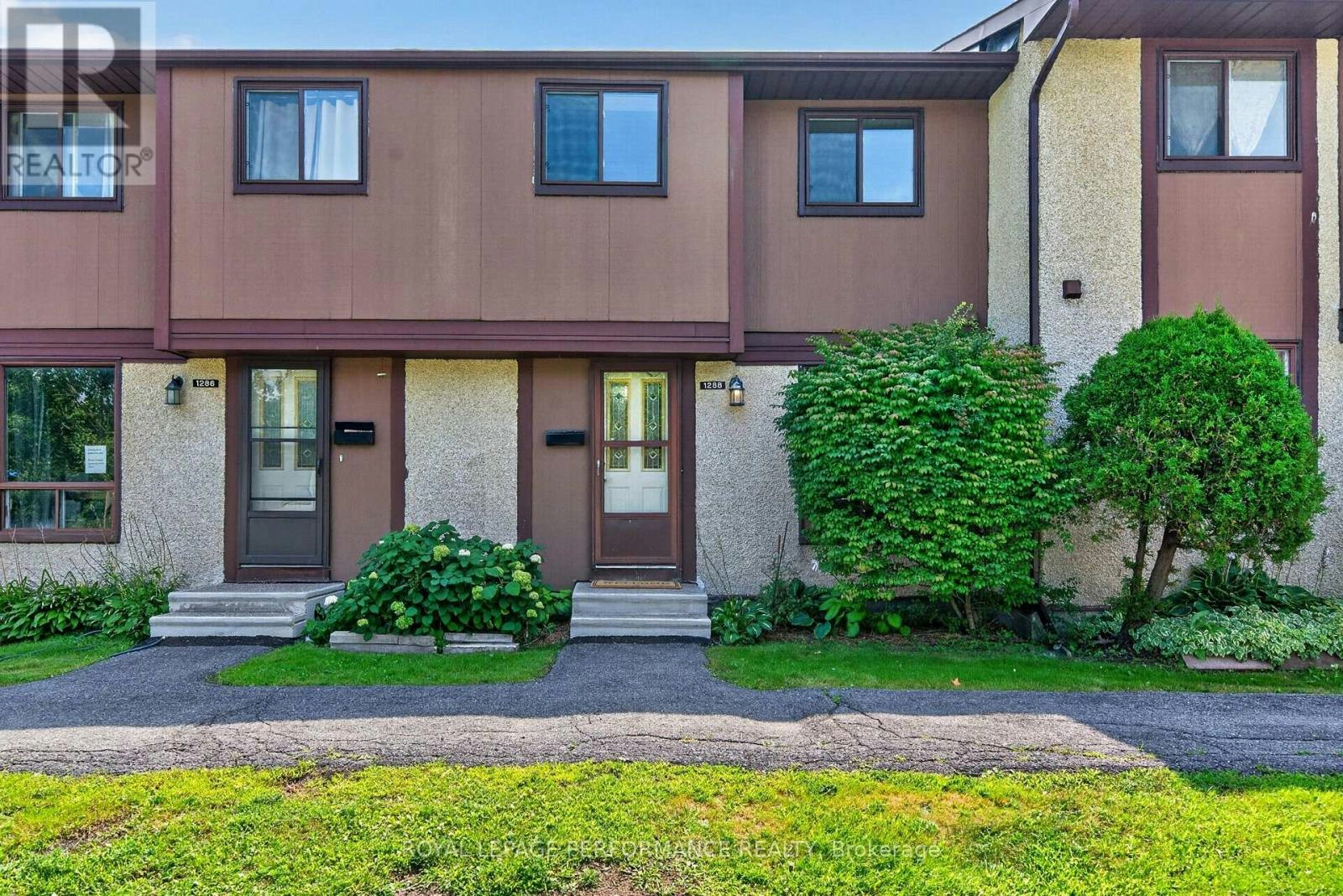 10-1288 Belgate Way, Ottawa, ON, K1J 8P9