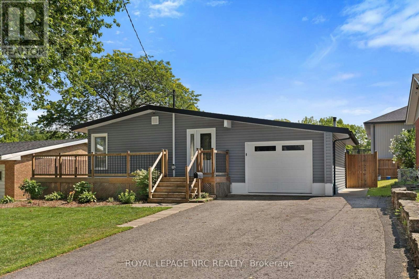 64 Welland Street N, Thorold, ON, L2V 2C1