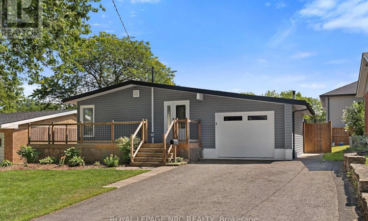 64 Welland Street N