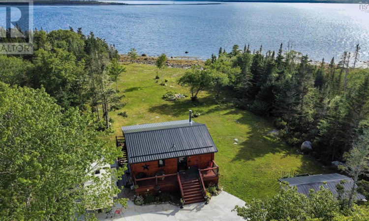 2250 Sandy Point Road