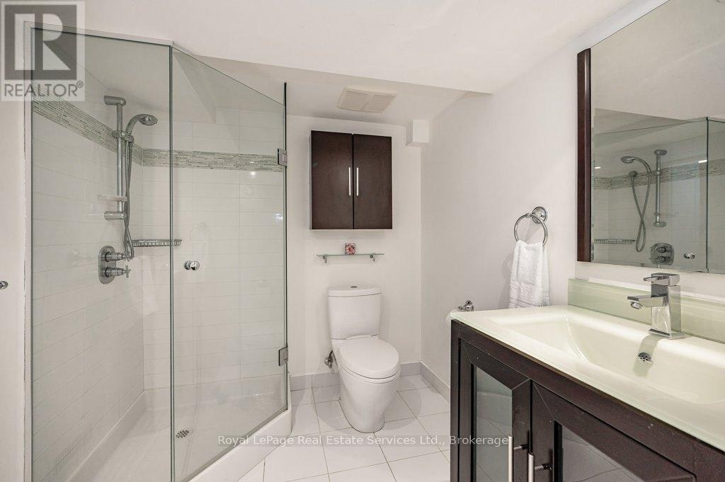 349 Wedgewood Drive, Oakville, ON, L6J 4R6 - 35