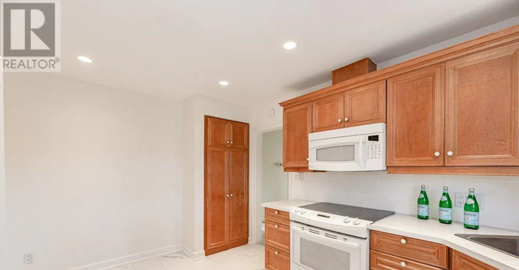 349 Wedgewood Drive, Oakville, ON, L6J 4R6 - 19
