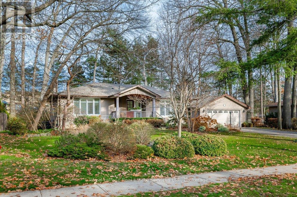 349 Wedgewood Drive, Oakville, ON, L6J 4R6 - 2