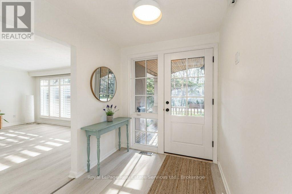 349 Wedgewood Drive, Oakville, ON, L6J 4R6 - 5