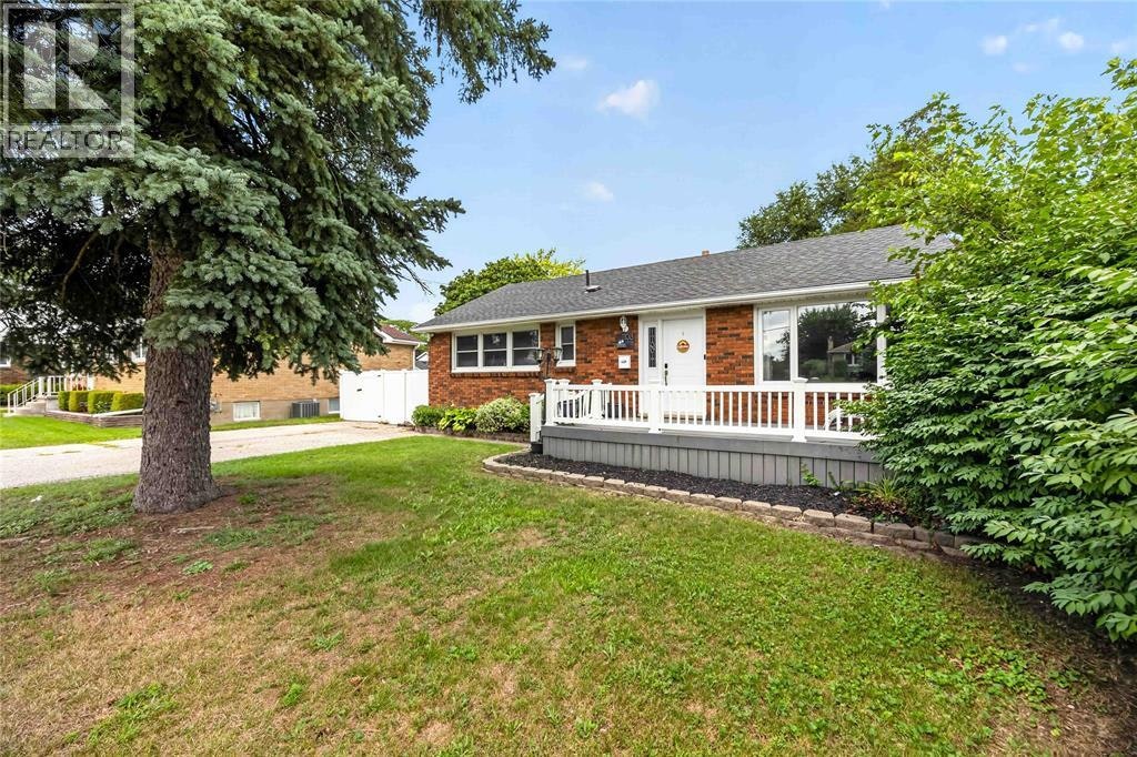 1108 Errol Road East, Sarnia, ON, N7S 2E9