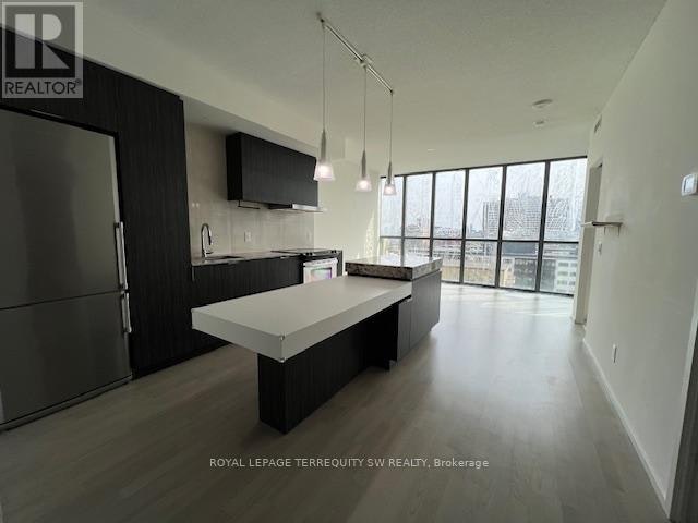1202-101 Charles Street E, Toronto, ON, M4Y 0A9 - 6