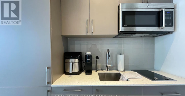 813W-27 Bathurst Street, Toronto, ON, M5V 0R1 - 16