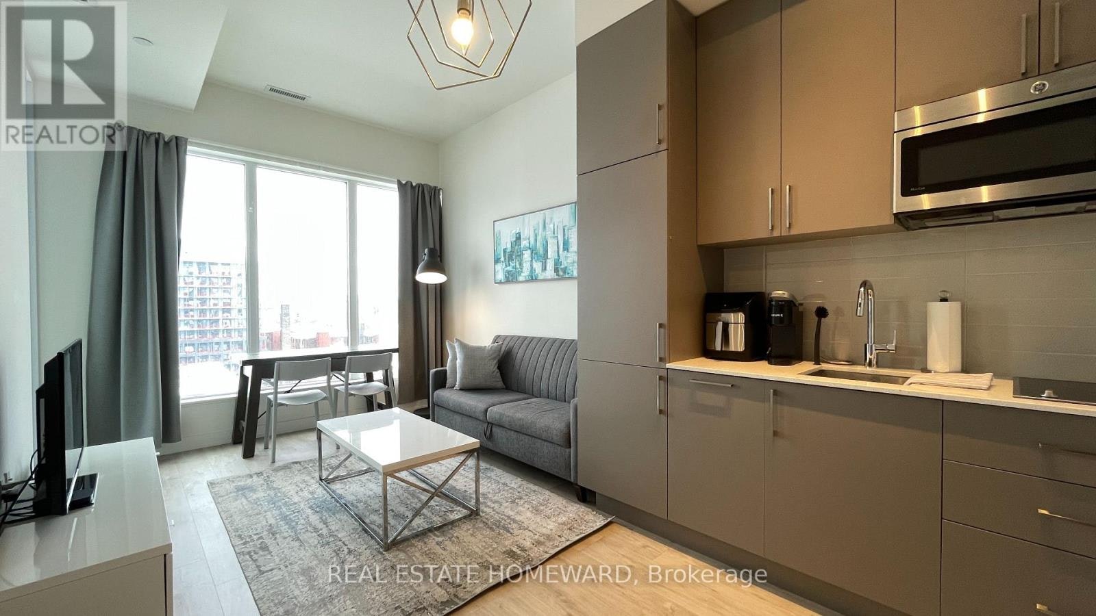 813W-27 Bathurst Street, Toronto, ON, M5V 0R1 - 9