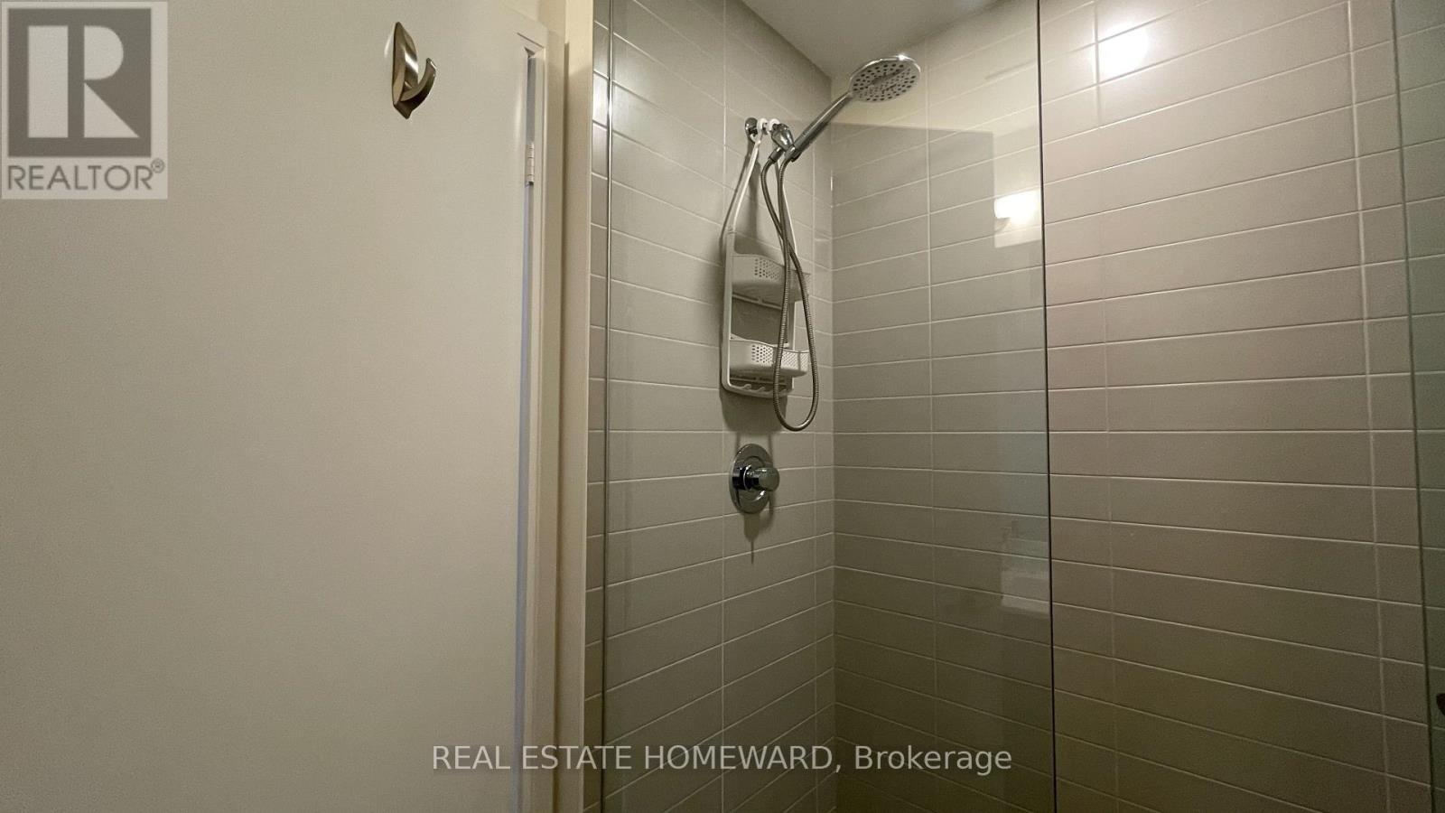 813W-27 Bathurst Street, Toronto, ON, M5V 0R1 - 7