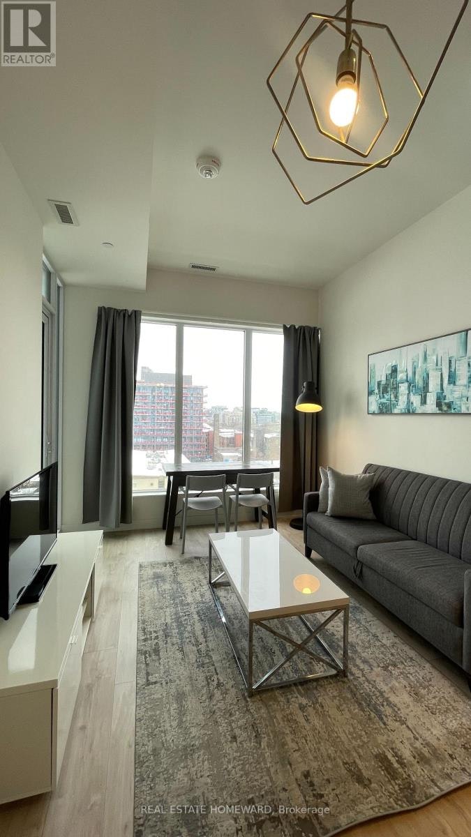 813W-27 Bathurst Street, Toronto, ON, M5V 0R1 - 11
