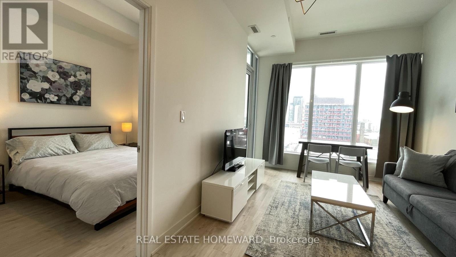 813W-27 Bathurst Street, Toronto, ON, M5V 0R1 - 5