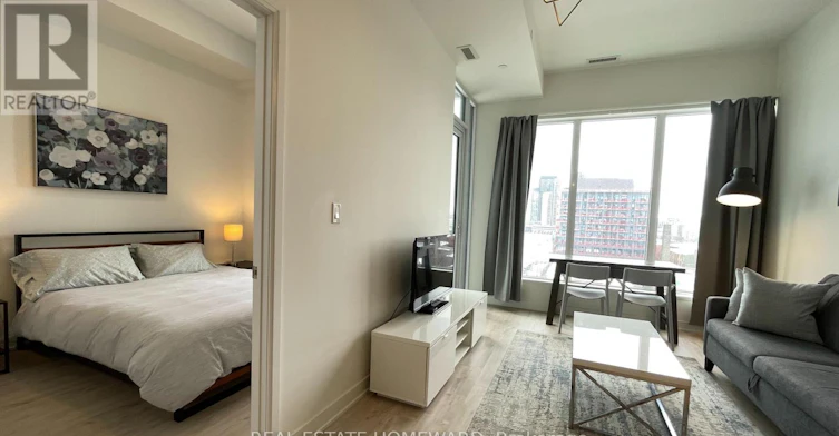813W-27 Bathurst Street, Toronto, ON, M5V 0R1 - 5
