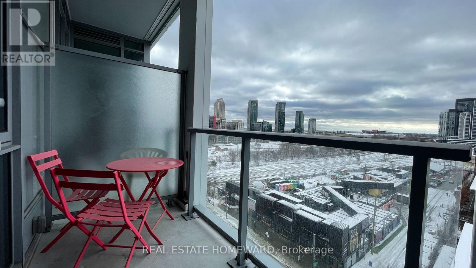 813W-27 Bathurst Street, Toronto, ON, M5V 0R1 - 15