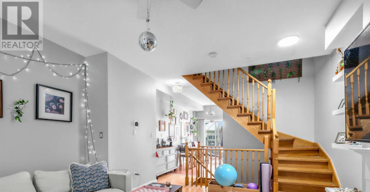 24 Filmic Lane, Toronto, ON, M4M 3R1 - 11