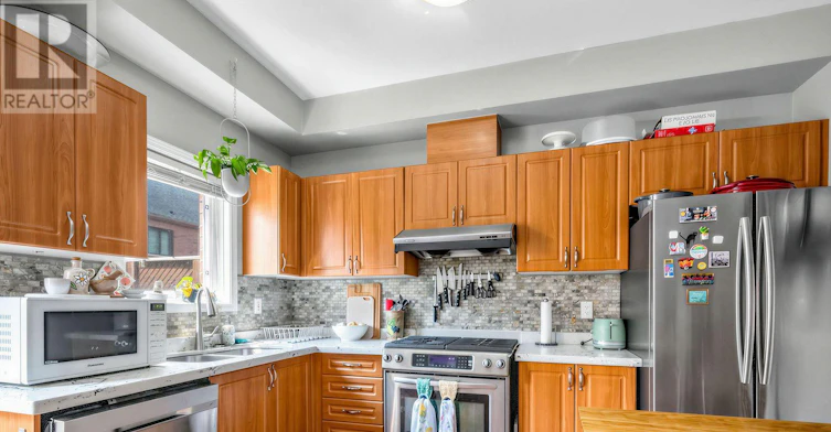 24 Filmic Lane, Toronto, ON, M4M 3R1 - 7