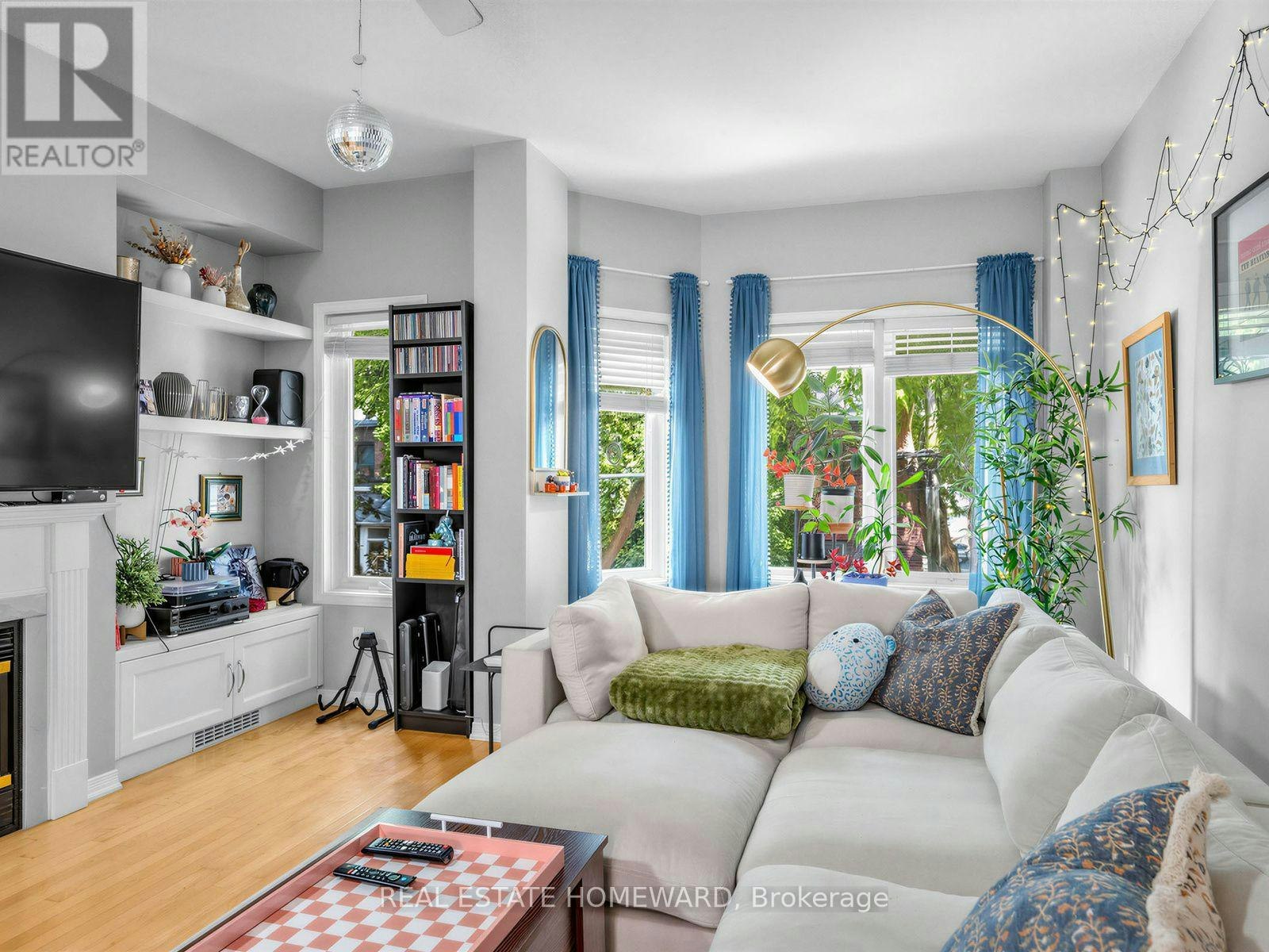 24 Filmic Lane, Toronto, ON, M4M 3R1 - 6