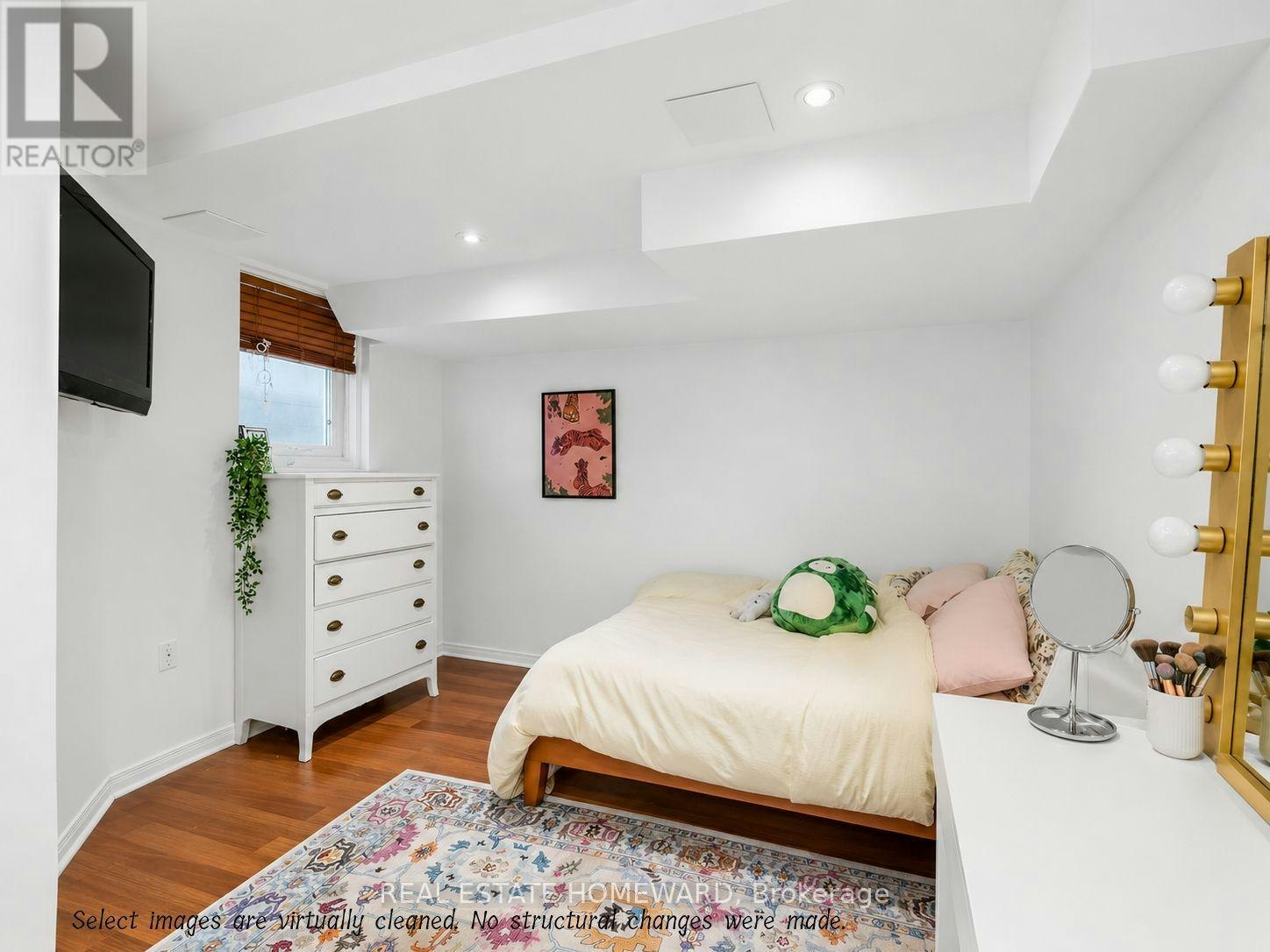 24 Filmic Lane, Toronto, ON, M4M 3R1 - 18