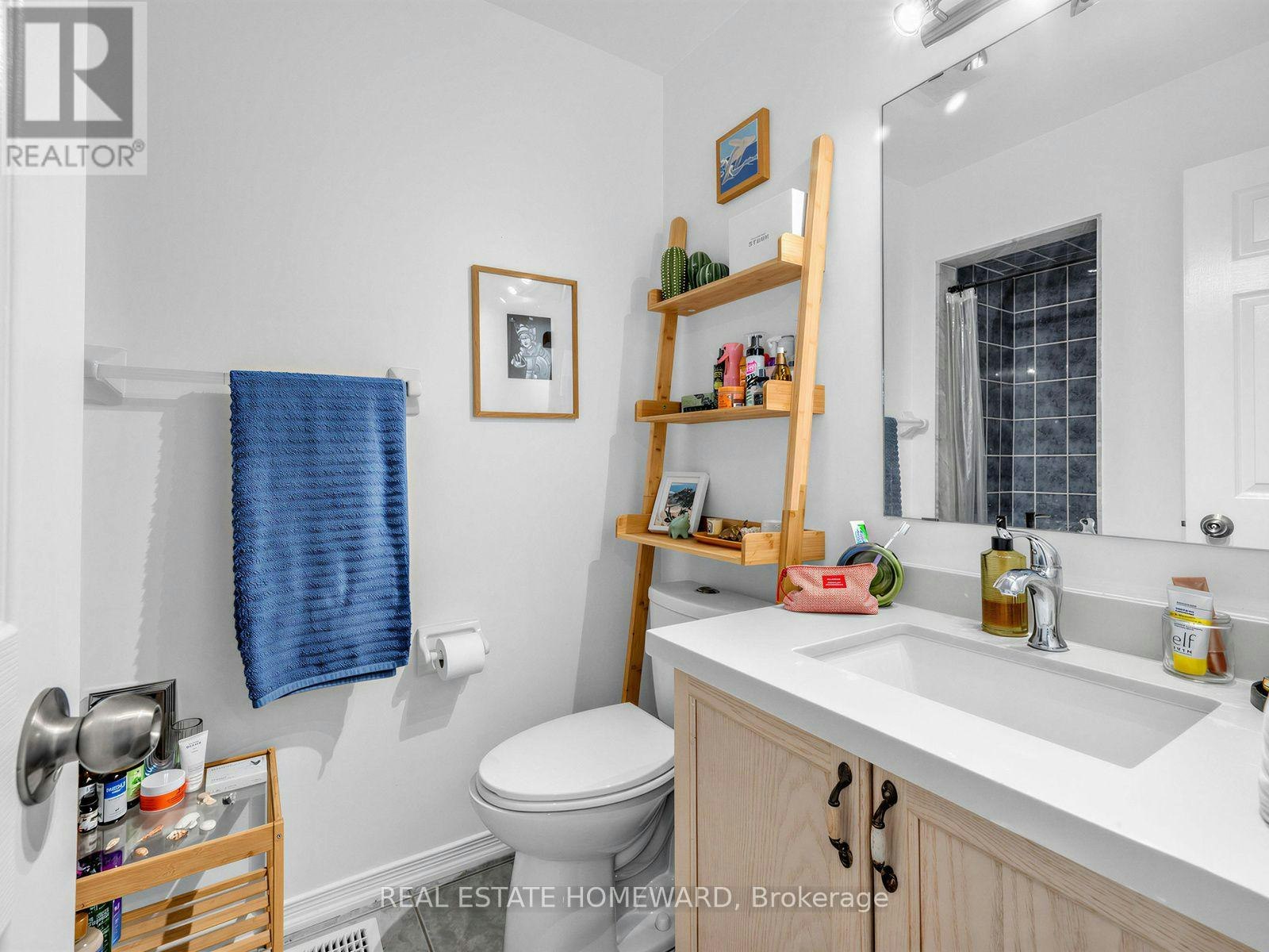 24 Filmic Lane, Toronto, ON, M4M 3R1 - 17