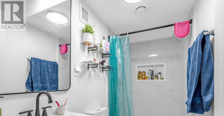 24 Filmic Lane, Toronto, ON, M4M 3R1 - 19