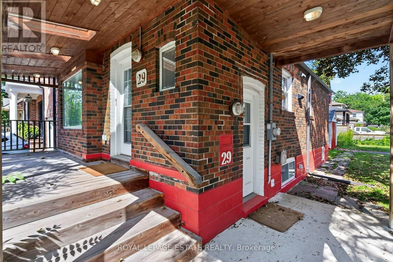 29 Red Deer Avenue, Toronto, ON, M1N 2Z1 - 33